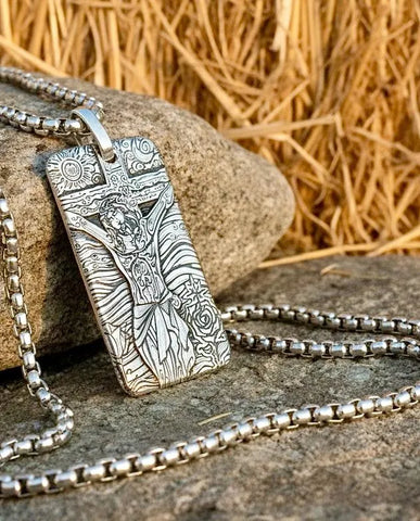 solid sterling silver engraved s999 dog tag jesus image crucifix cross necklace calvary biker waterproof medallion mens christian jewelry
