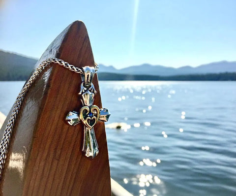 Sterling Silver Cross Necklace Open Heart Love Cross Women Pendant with Gold Heart and Blue Zircon Crucifix Girls Jewelry Women Jesus